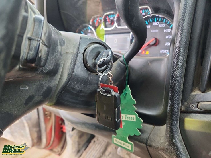 2019-chevrolet-silverado-2500hd-image-18