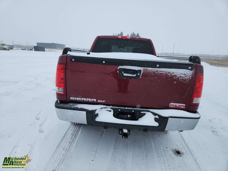 2013-gmc-sierra-1500-slt-image-9
