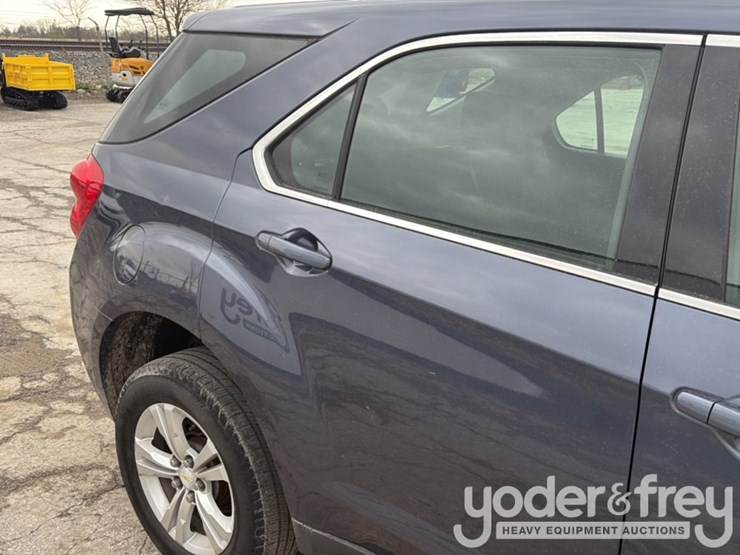 2014-chevrolet-equinox-image-24