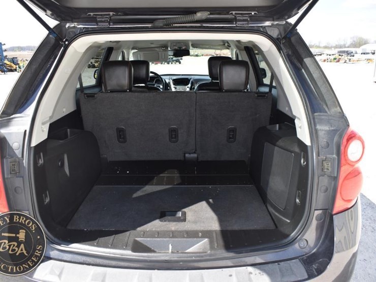 2013-chevrolet-equinox-lt-image-24