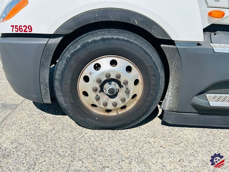 2024-international-lt62f-t/a-truck-tractor-image-11