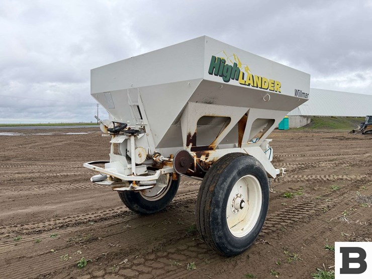 willmar-high-lander-fertilizer-spreader-image-5