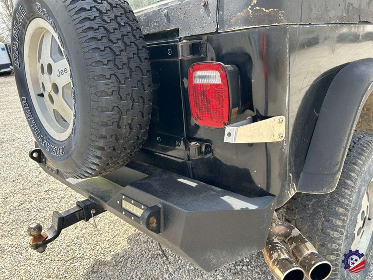 1994-jeep-wrangler-image-45