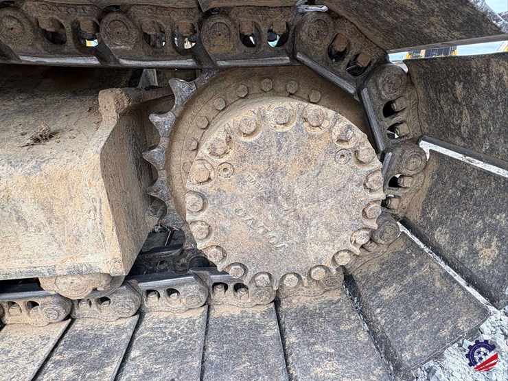 2017-volvo-ec300el-image-11