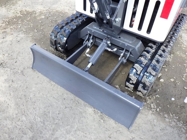 2026-bttl-et15h-6-hydraulic-excavator-image-9