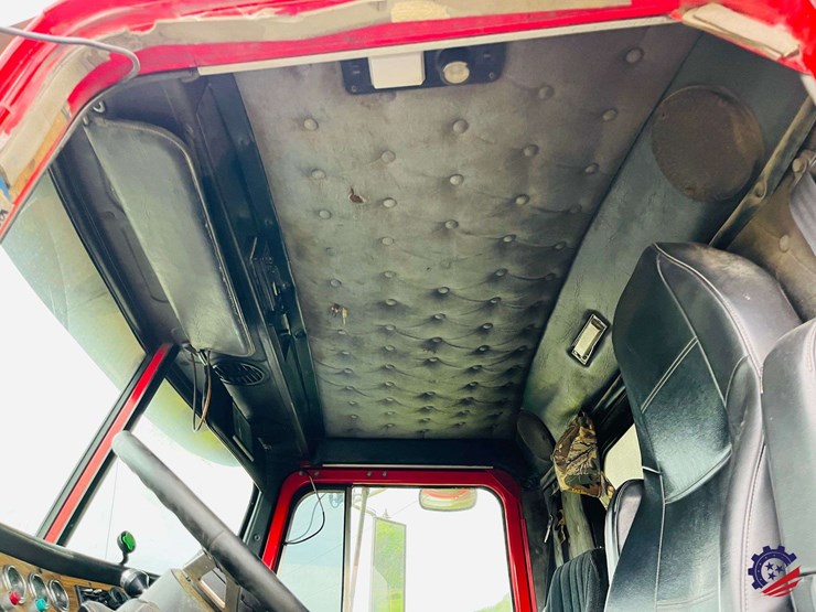 2000-western-star-4900-image-60