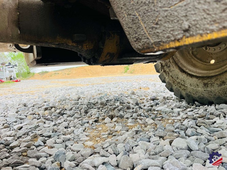 1995-caterpillar-it28f-image-43