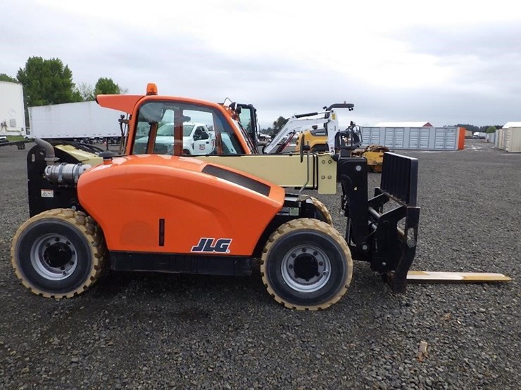 2017-jlg-g5-18a-image-4