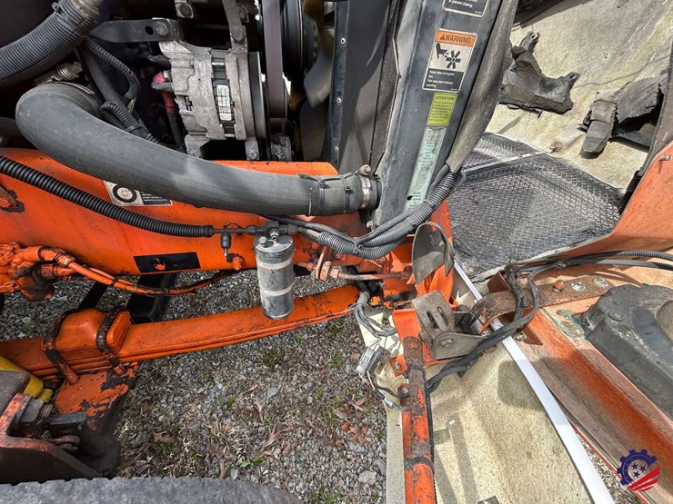 2005-kenworth-t300-image-101