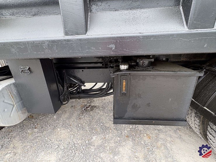 2007-international-sf525-t/a-dump-truck-image-25