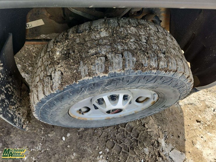 2016-gmc-sierra-2500hd-image-12