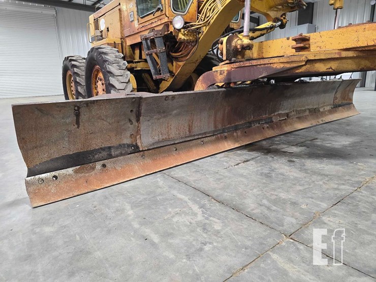 1989-caterpillar-120g-image-10