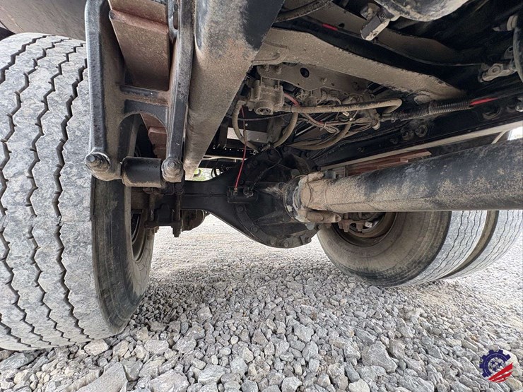 2019-western-star-4700-image-48