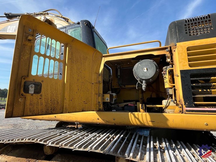 2006-caterpillar-345cl-image-51