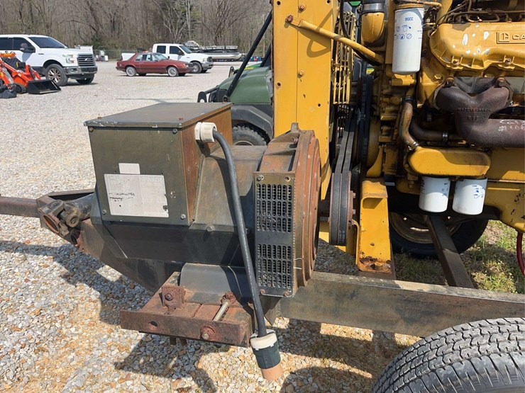 caterpillar-3208-image-9