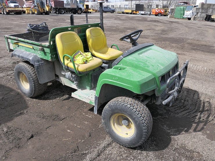 john-deere-gator-image-4