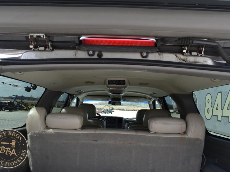 2001-gmc-yukon-xl-image-28