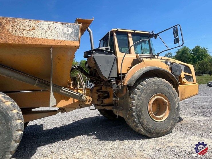 2012-volvo-a40f-image-39