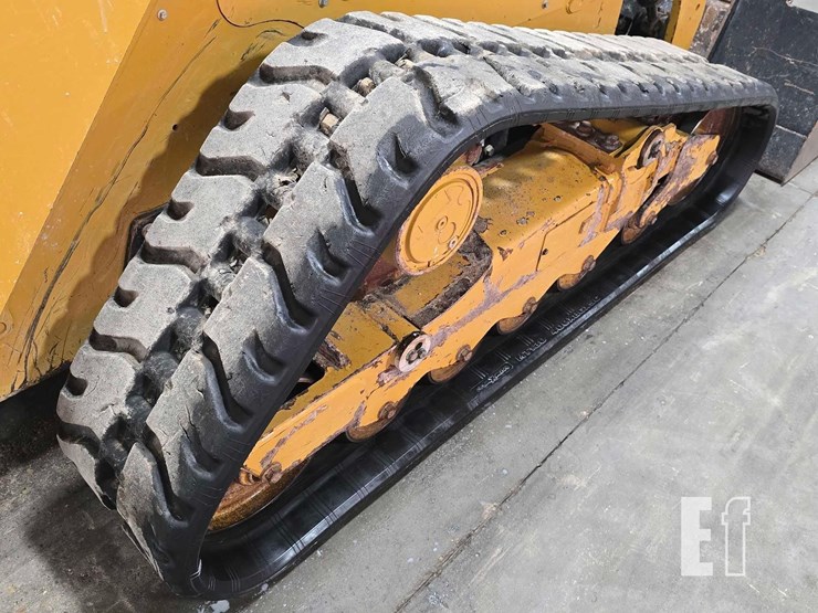 2020-caterpillar-289d3-image-38