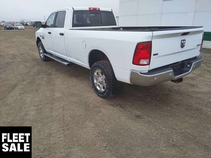 2018-dodge-2500-image-3