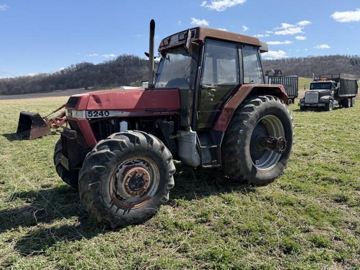 2001-case-ih-5240-image-3