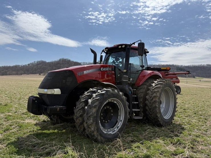 2017-case-ih-mx280-afs-magnum-tractor-image-2