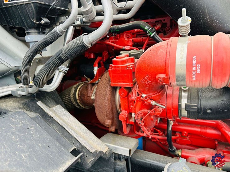 2024-international-lt62f-t/a-truck-tractor-image-78