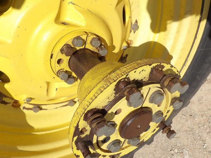 john-deere-8120-image-12