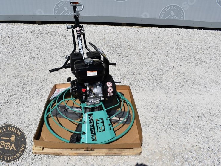 whiteman-36-inch-walk-behind-trowel-42831-image-2