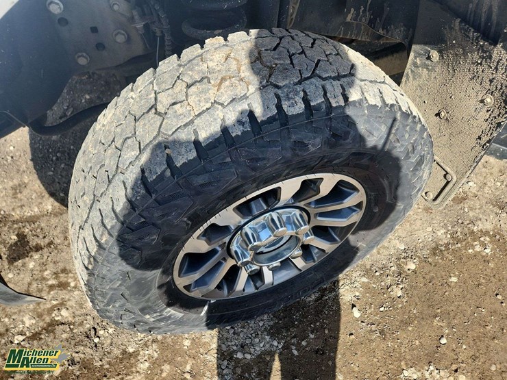 2020-ford-f350-image-9