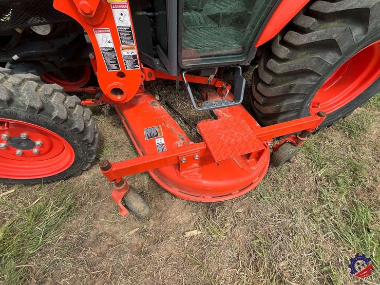 2022-kubota-lx2610hsd-image-37