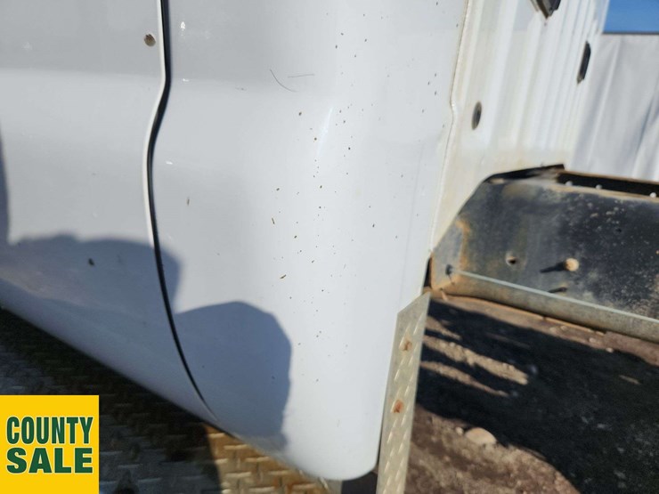 2013-ford-f550-image-41