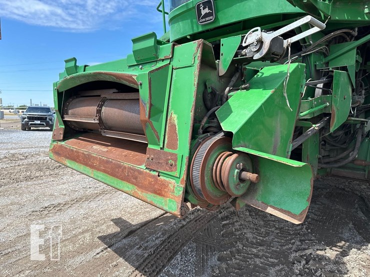 2000-john-deere-9750-sts-image-11