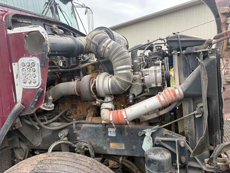 1998-kenworth-t800-image-12