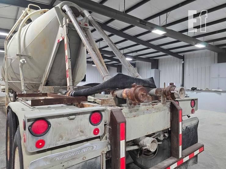 41-foot-tank-trailer-image-10