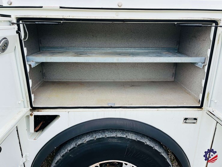 2015-international-durastar-4300-image-21