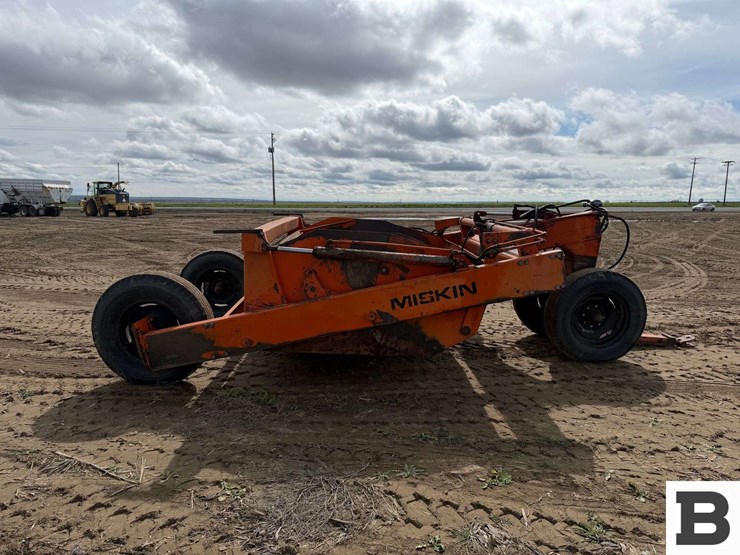 miskin-m-7000-scraper-image-6