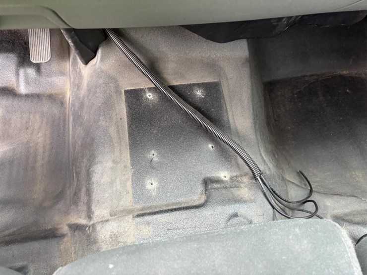 2012-gmc-sierra-2500-image-19