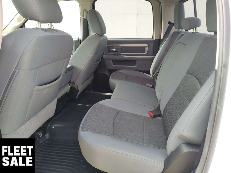 2013-dodge-1500-image-14