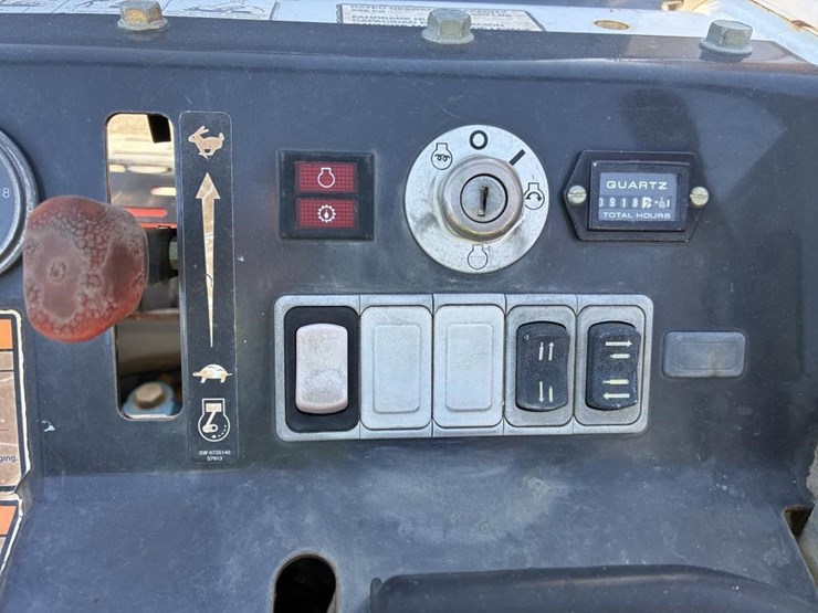 2015-bobcat-mt52-image-12