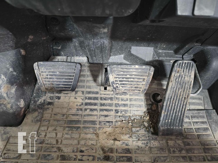 caterpillar-gp25n-image-15