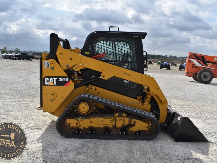 2017-caterpillar-259d-image-13