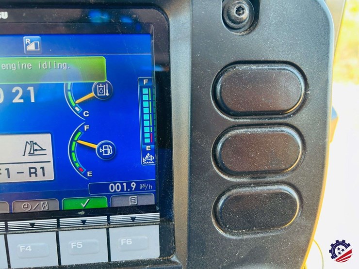 2023-komatsu-d65px-18-image-73