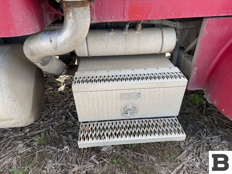 1995-peterbilt-378-image-26