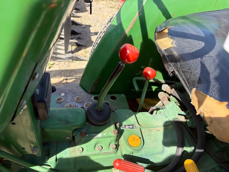 john-deere-750-image-19