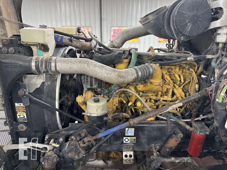 2008-peterbilt-386-image-27