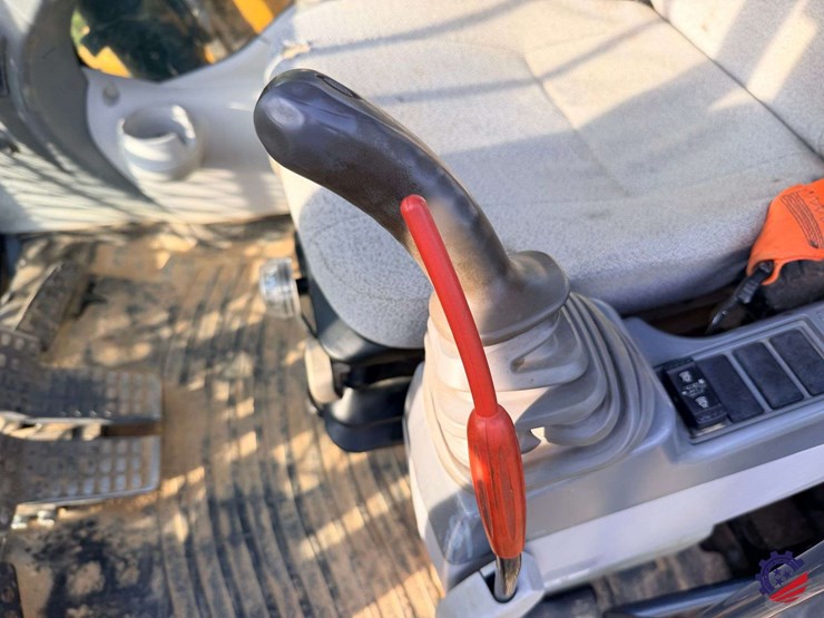 2019-deere-160g-lc-image-97