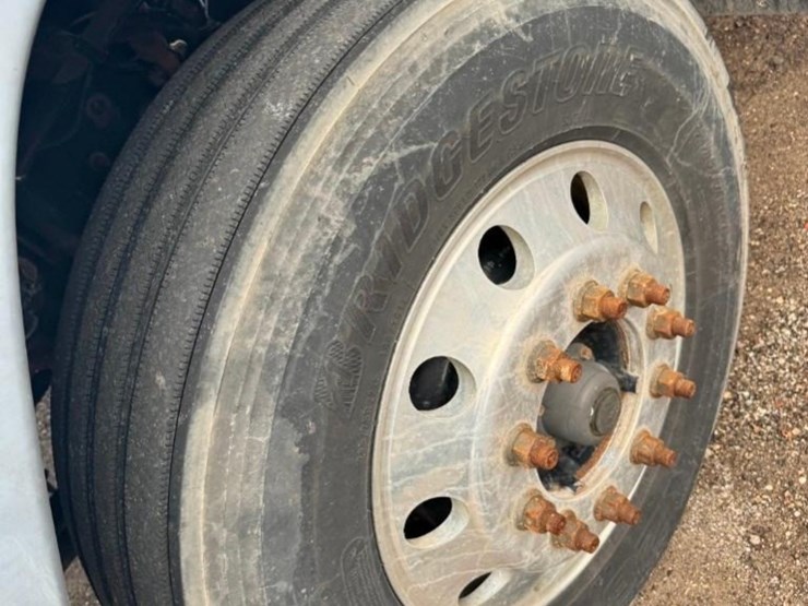 2016-kenworth-k370-image-5