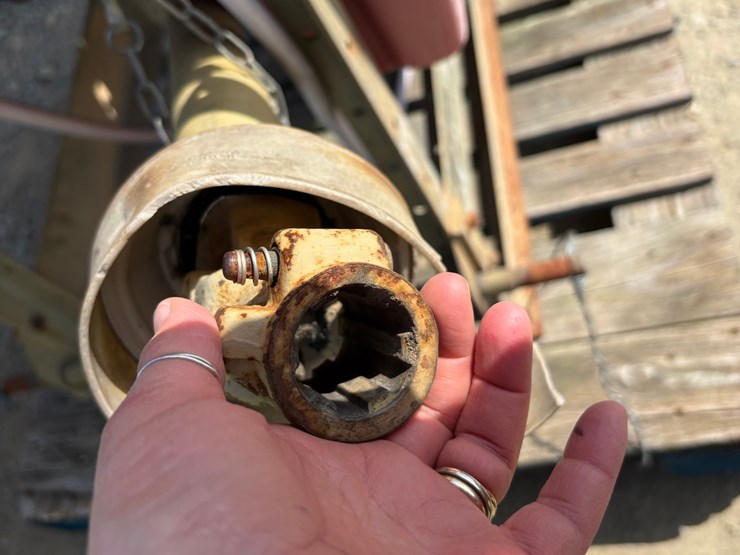 fmc-50-gallon-airblast-sprayer-image-4