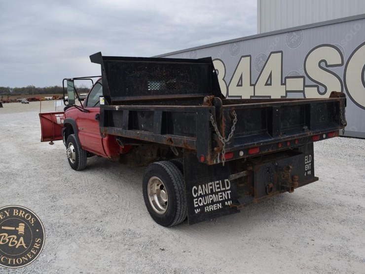 2003-chevrolet-3500-image-6